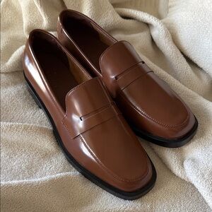 Everlane Rum Tan Loafers size 9.5 Brand New